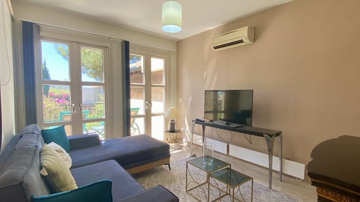 Image No.3-Villa de 2 chambres à vendre à Aphrodite Hills