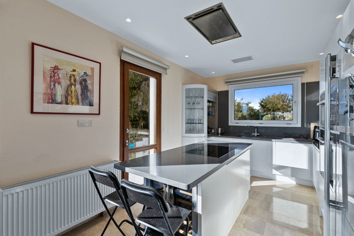 Image No.5-4 Bed Villa for sale