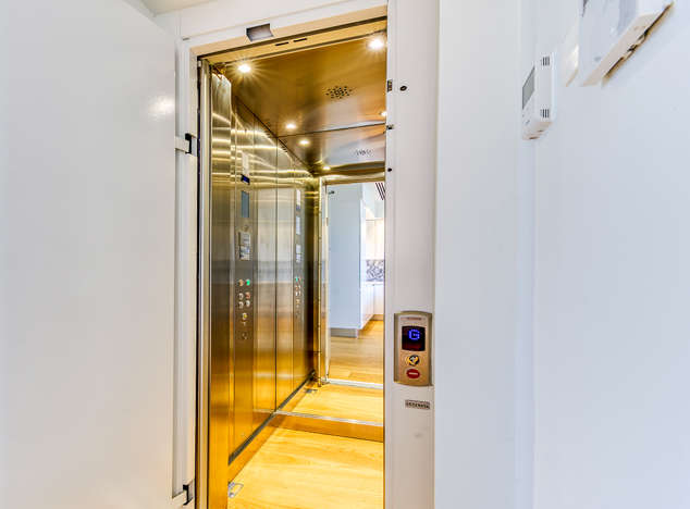 Image No.27-4 Bed House for sale