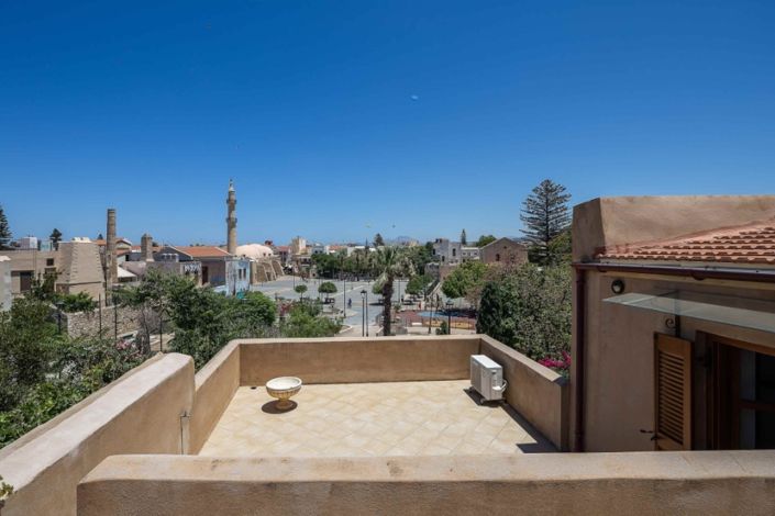 Image No.23-4 Bed House for sale