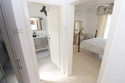 63463-detached-villa-for-sale-in-sea-cavesori