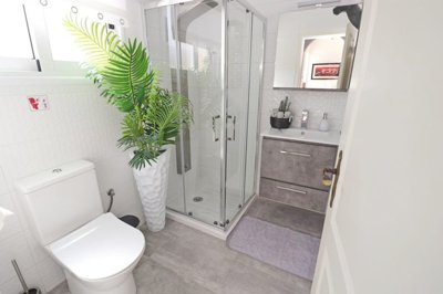 63465-detached-villa-for-sale-in-sea-cavesori