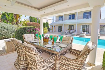 63455-detached-villa-for-sale-in-sea-cavesori