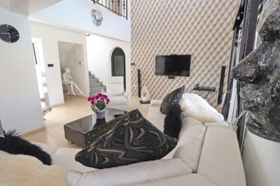 63459-detached-villa-for-sale-in-sea-cavesori