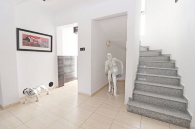 63461-detached-villa-for-sale-in-sea-cavesori