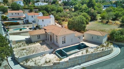 63161-bungalow-for-sale-in-armouorig