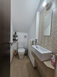 62168-detached-house-for-sale-in-geroskipouor