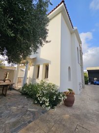 62209-detached-house-for-sale-in-geroskipouor