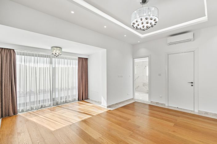 Image No.33-Villa de 5 chambres à vendre à Kouklia