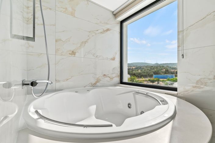 Image No.38-Villa de 5 chambres à vendre à Kouklia