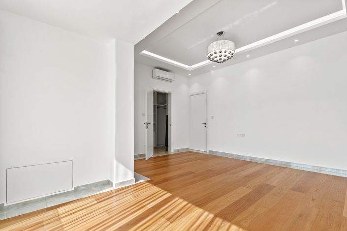 Image No.45-Villa de 5 chambres à vendre à Kouklia