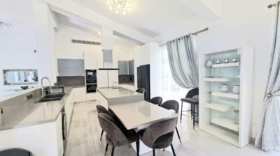 60301-bungalow-for-sale-in-sea-cavesorig