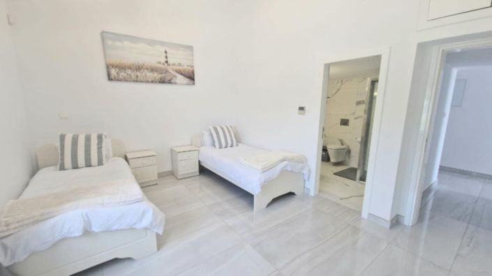 Image No.23-Maison de 4 chambres à vendre à Sea Caves