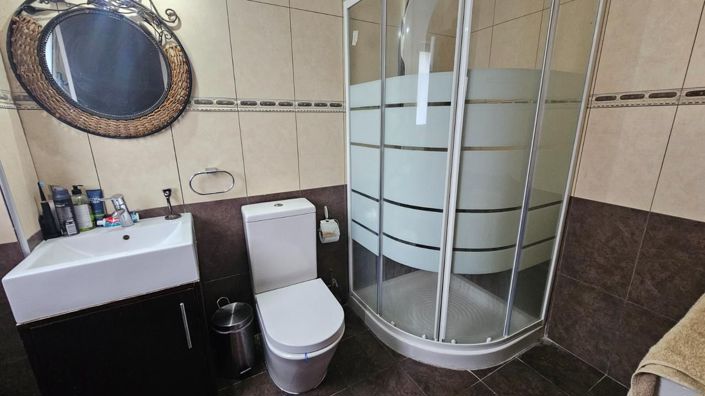 Image No.32-Villa de 5 chambres à vendre à Polemi