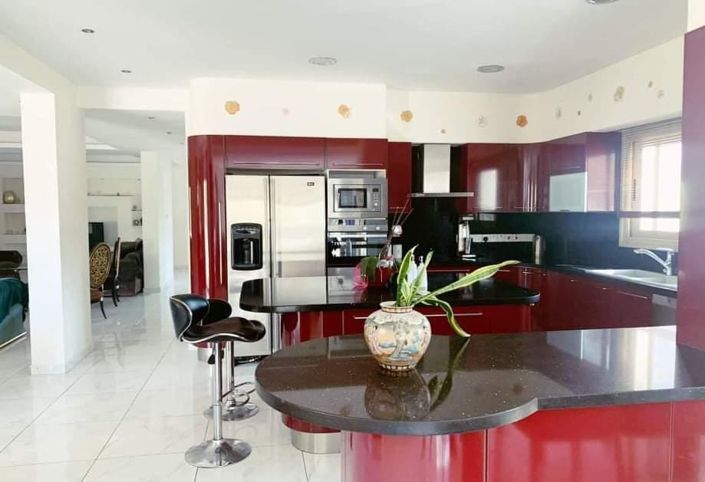 Image No.4-Villa de 5 chambres à vendre à Polemi