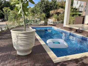 53186-bungalow-for-sale-in-mesa-chorioorig