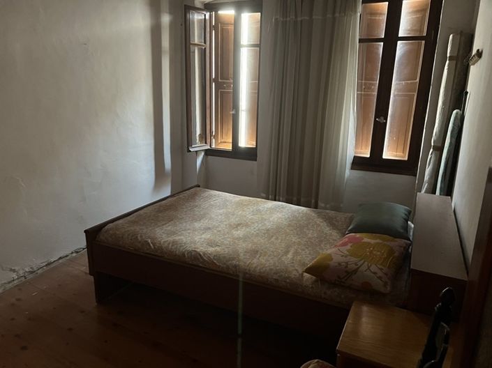 Image No.13-2 Bed House for sale