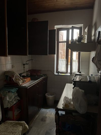 Image No.8-2 Bed House for sale