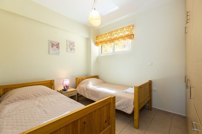 Image No.15-4 Bed Apartment for sale