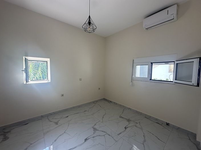 Image No.6-3 Bed House for sale