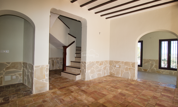 Image No.22-6 Bed Country Property for sale