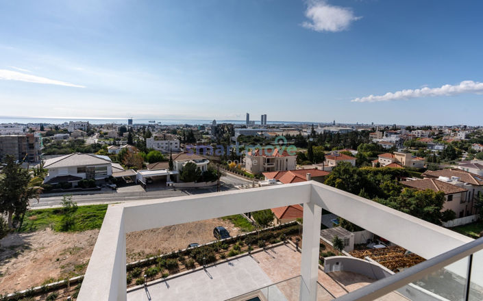 Image No.17-7 Bed Villa for sale