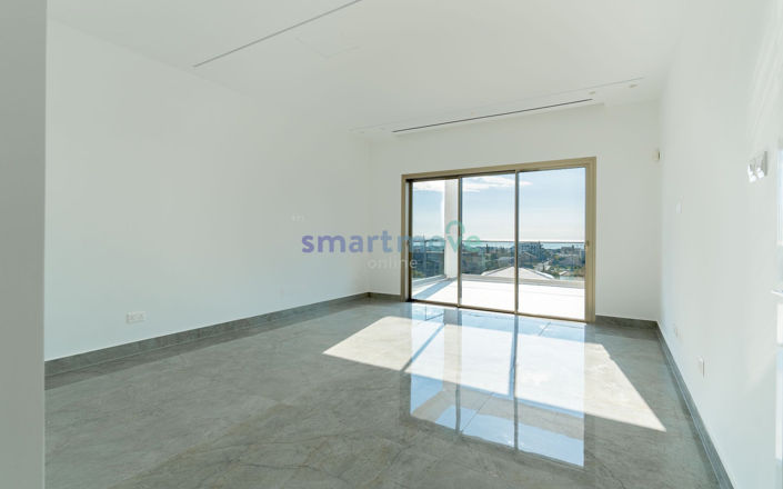 Image No.8-7 Bed Villa for sale