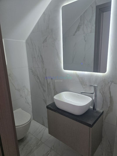 Image No.12-3 Bed Townhouse for sale