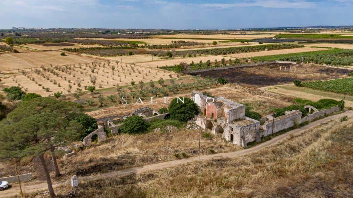 Image No.9-Ferme de 7 chambres à vendre à Ugento