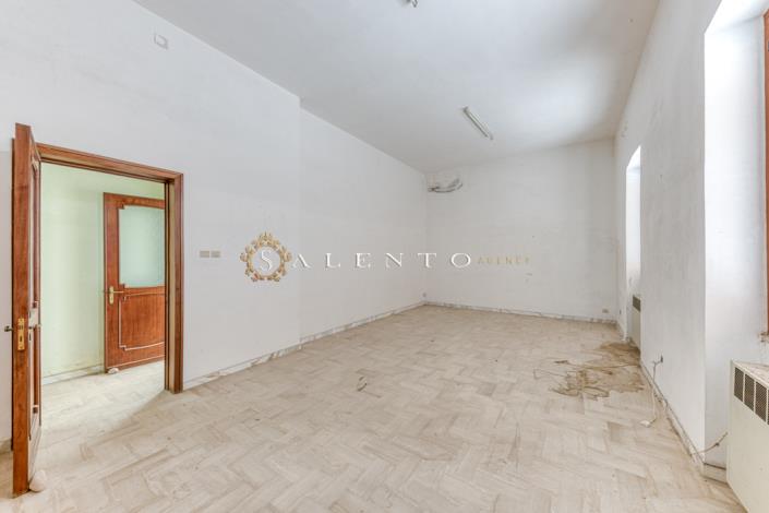 Image No.14-4 Bed House for sale