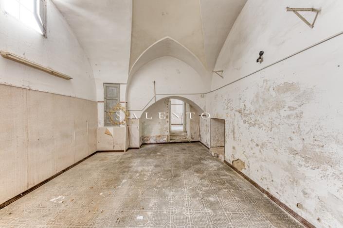 Image No.7-4 Bed House for sale