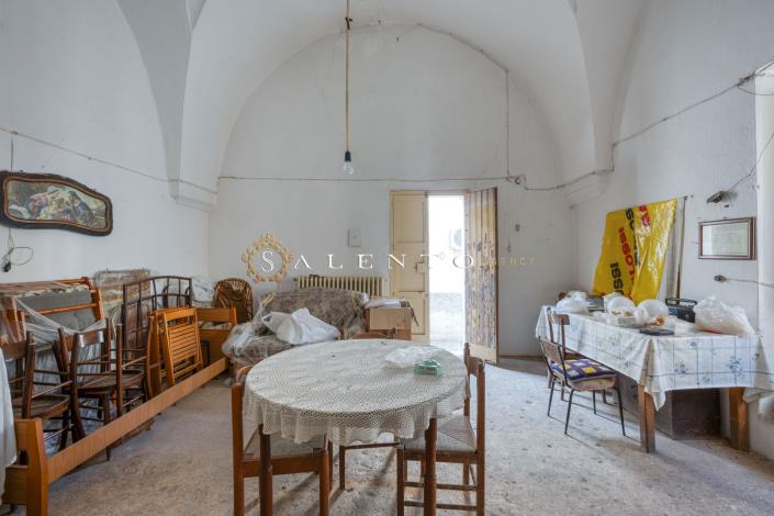 Image No.34-3 Bed House for sale