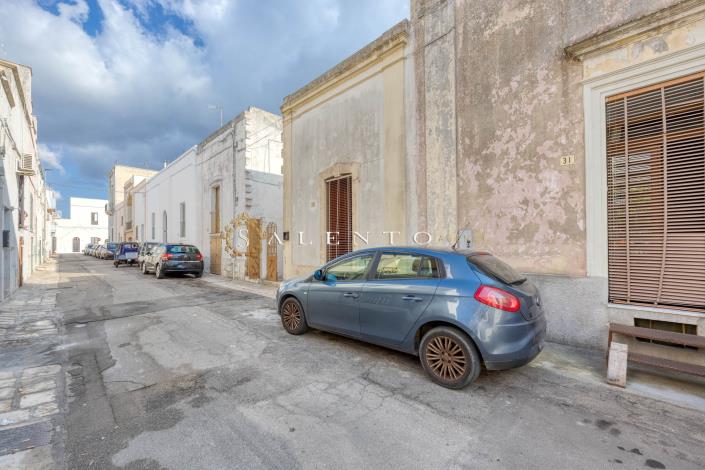 Image No.2-3 Bed House for sale