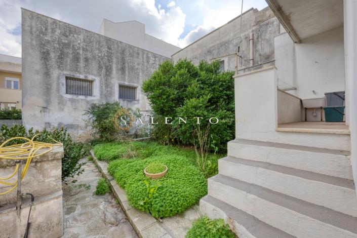 Image No.27-3 Bed House for sale