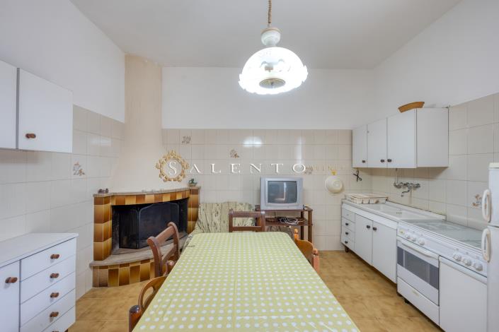 Image No.9-3 Bed House for sale