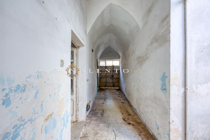 Image No.4-Maison de 4 chambres à vendre à Miggiano