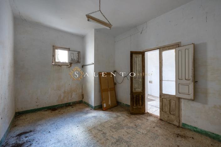 Image No.22-Maison de 4 chambres à vendre à Miggiano