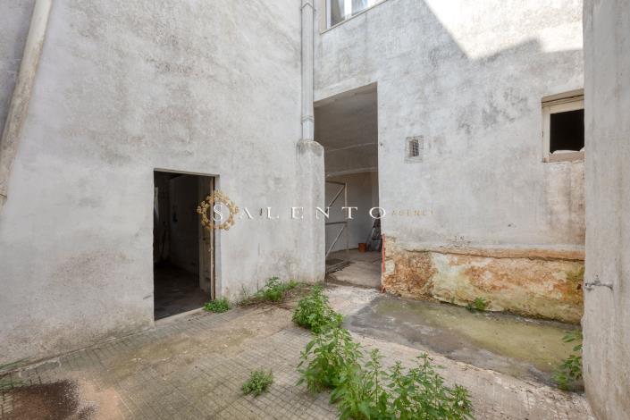 Image No.17-Maison de 4 chambres à vendre à Miggiano