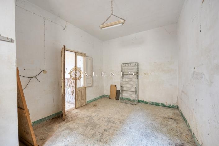 Image No.23-Maison de 4 chambres à vendre à Miggiano