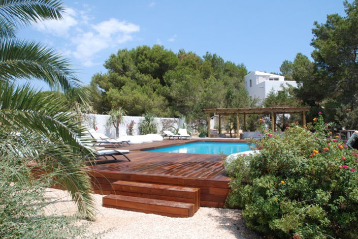 Image No.50-9 Bed Villa / Detached for sale