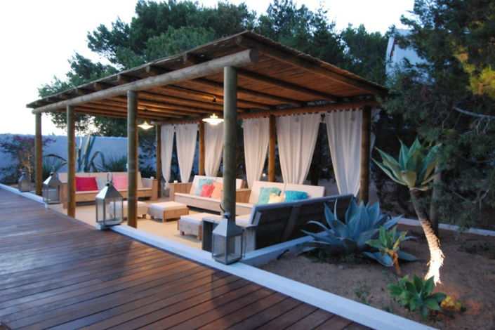 Image No.57-9 Bed Villa / Detached for sale