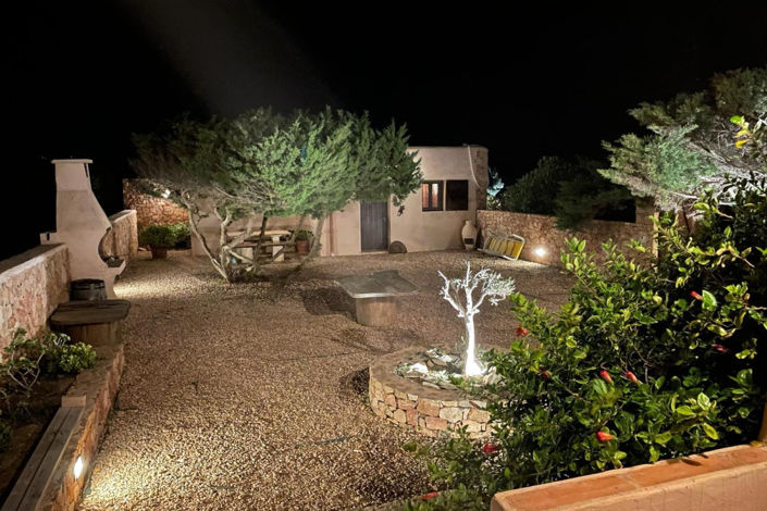 Image No.42-2 Bed Villa for sale