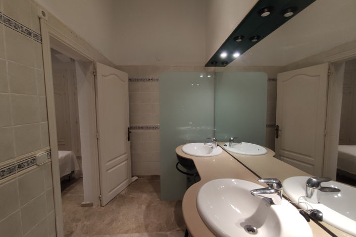 Image No.31-5 Bed Villa for sale