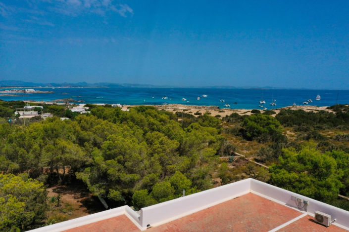 Image No.2-5 Bed Villa for sale