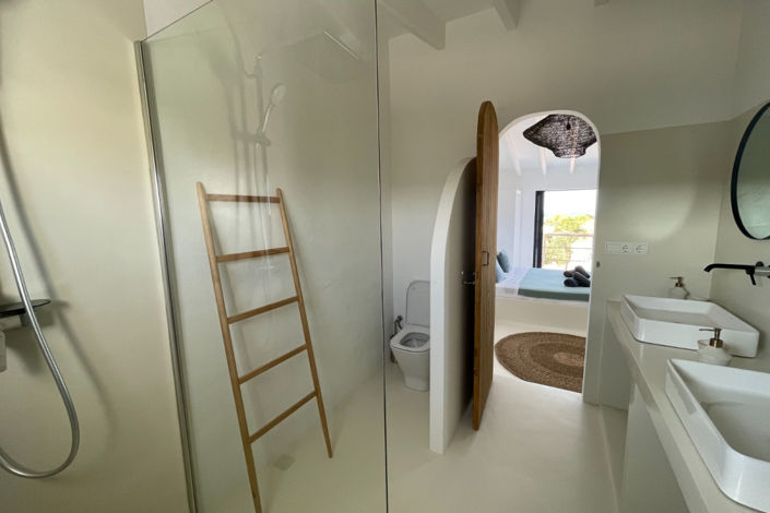 Image No.30-5 Bed Villa for sale