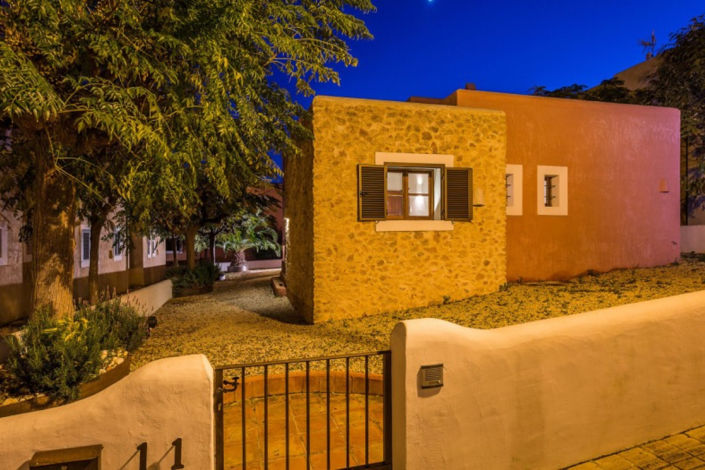 Image No.27-5 Bed Villa for sale