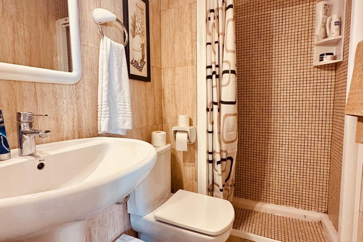 Image No.12-1 Bed Apartment for sale