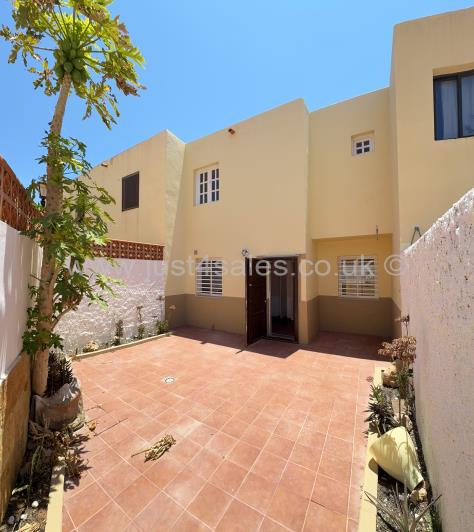 Image No.3-3 Bed Townhouse for sale