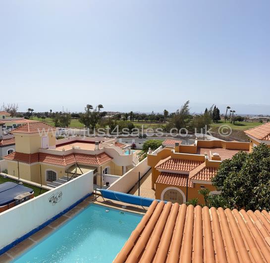 Image No.24-Villa de 4 chambres à vendre à Caleta De Fuste