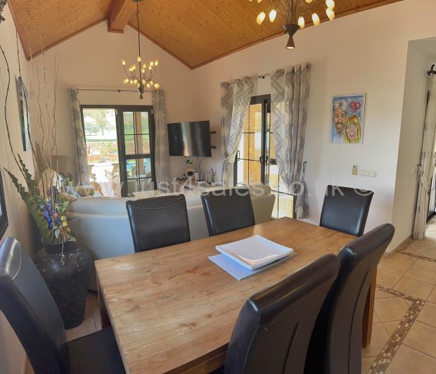 Image No.19-Villa de 4 chambres à vendre à Caleta De Fuste